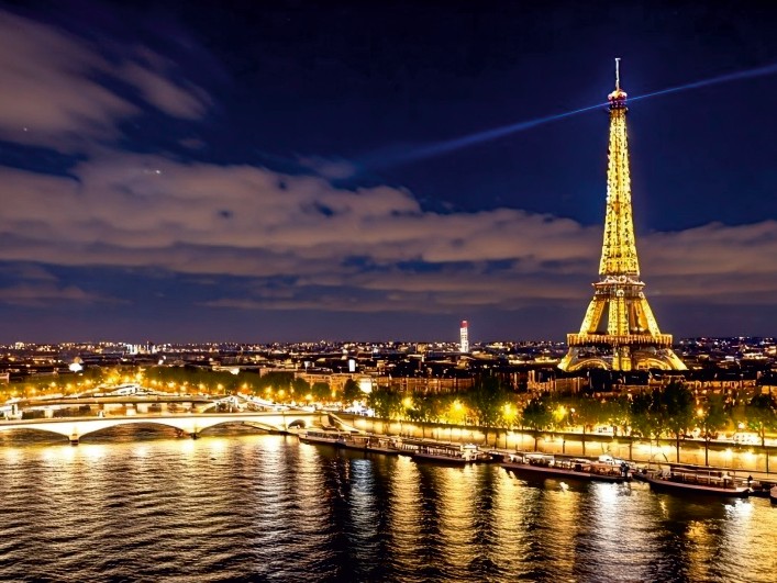 Druck: "Paris-Nacht"